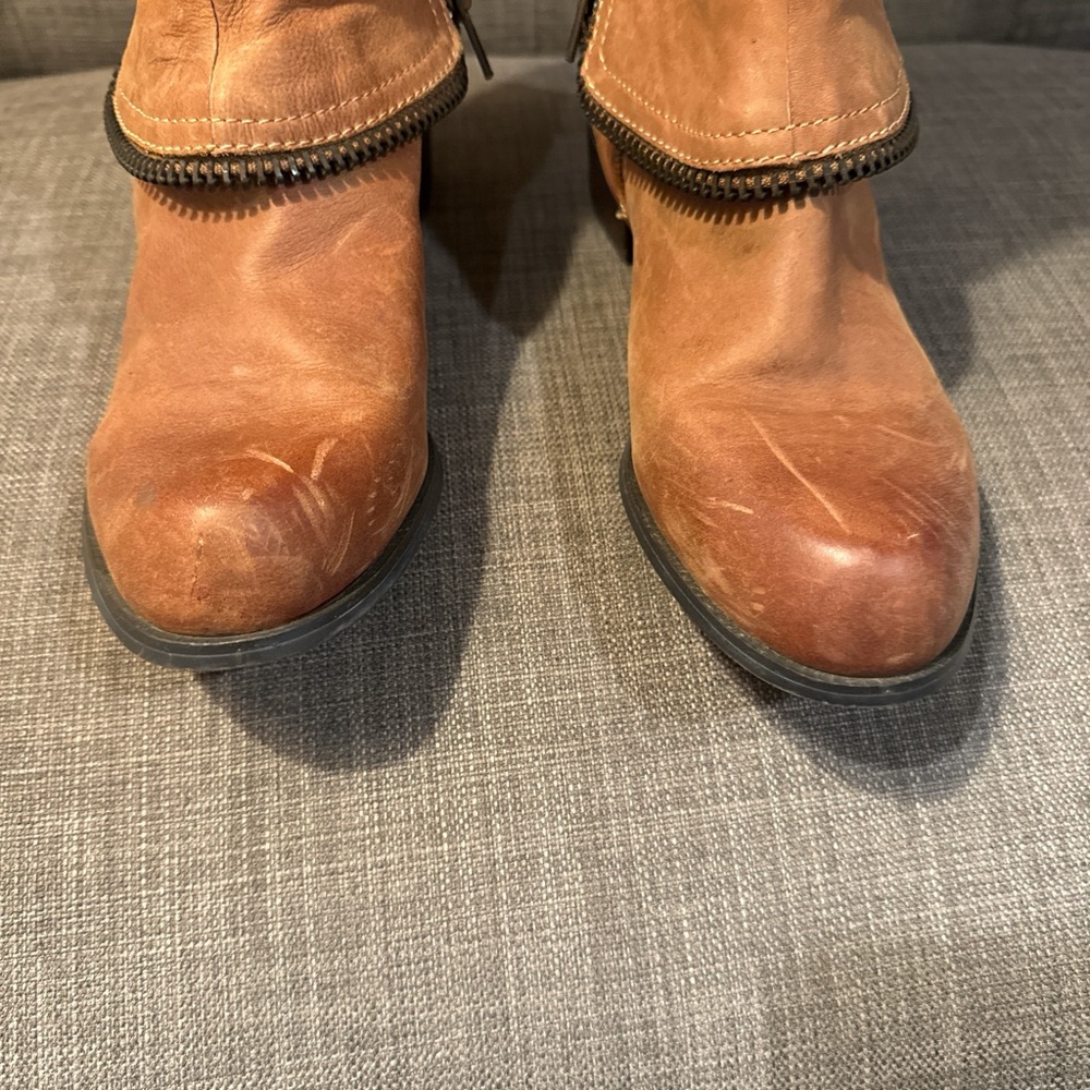 Brown Leather Women's Boots - Picture 2 of 8